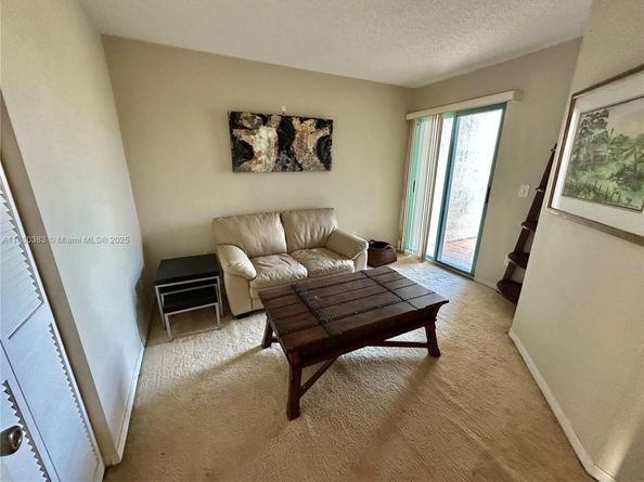 1428 NW 126th Ave, Sunrise FL 33323