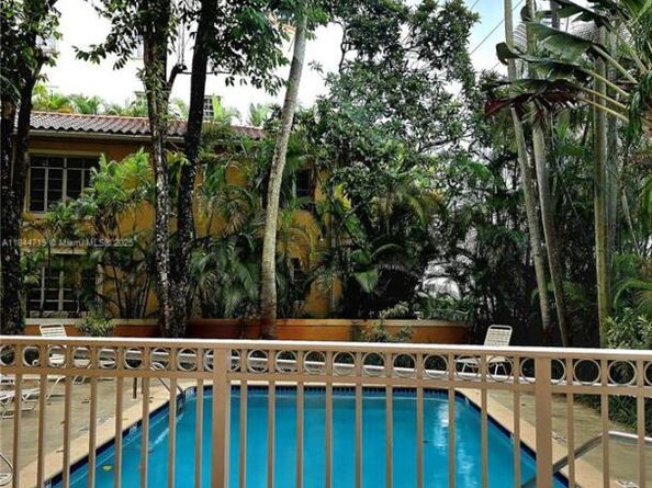 1 Alhambra Cir 501, Coral Gables FL 33134