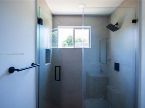 812 33rd St, West Palm Beach FL 33407