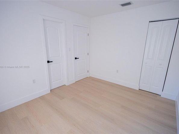 812 33rd St, West Palm Beach FL 33407