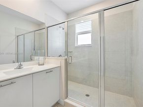 2361 NW 125th St, Miami FL 33167