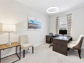 2361 NW 125th St, Miami FL 33167