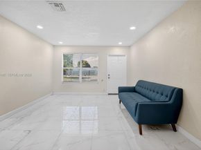 1920 NE 2nd Ter, Pompano Beach FL 33060