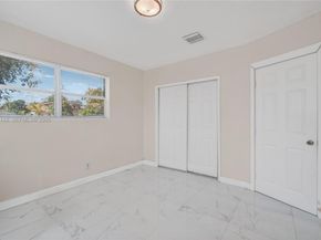 1920 NE 2nd Ter, Pompano Beach FL 33060