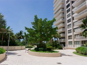3 Grove Isle Dr C1405, Miami FL 33133