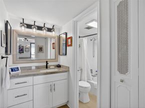 1350 River Reach Dr 314, Fort Lauderdale FL 33315