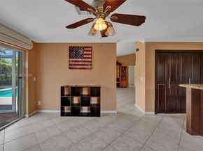 4242 NW 66th St, Coconut Creek FL 33073