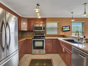 4242 NW 66th St, Coconut Creek FL 33073