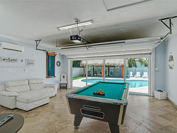 16000 N Miami Ave, Miami FL 33169