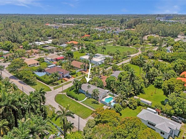 16000 N Miami Ave, Miami FL 33169