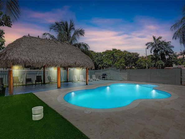 16000 N Miami Ave, Miami FL 33169