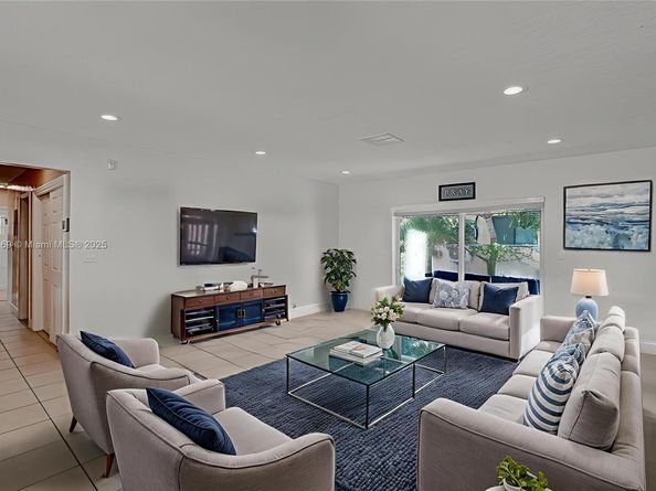 16000 N Miami Ave, Miami FL 33169