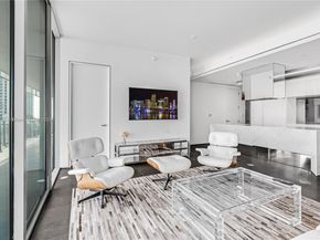 120 Ocean Dr 700, Miami Beach FL 33139