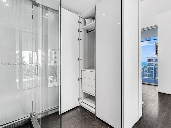 120 Ocean Dr 700, Miami Beach FL 33139