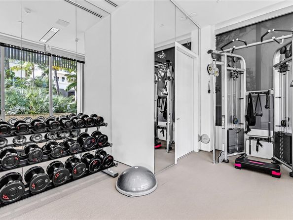 120 Ocean Dr 700, Miami Beach FL 33139