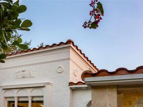 3616 SW 26th St, Miami FL 33133