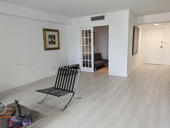 Undisclosed Address #A11748704, Hallandale Beach FL 33009