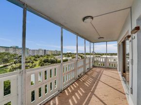 4001 Hillcrest Dr 6024, Hollywood FL 33021