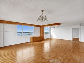 4001 Hillcrest Dr 6024, Hollywood FL 33021