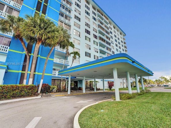 4001 Hillcrest Dr 6024, Hollywood FL 33021