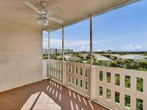 4001 Hillcrest Dr 6024, Hollywood FL 33021