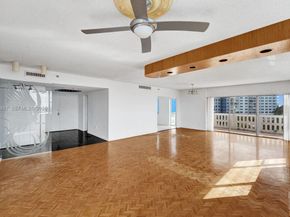 4001 Hillcrest Dr 6024, Hollywood FL 33021
