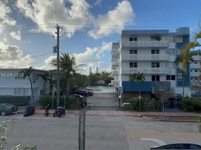 7830 Dickens Ave 203, Miami Beach FL 33141