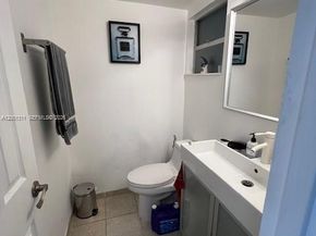7830 Dickens Ave 203, Miami Beach FL 33141
