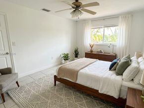 7830 Dickens Ave 203, Miami Beach FL 33141