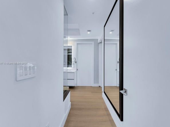 1180 N Federal Hwy 1602, Fort Lauderdale FL 33304