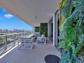 1180 N Federal Hwy 1602, Fort Lauderdale FL 33304