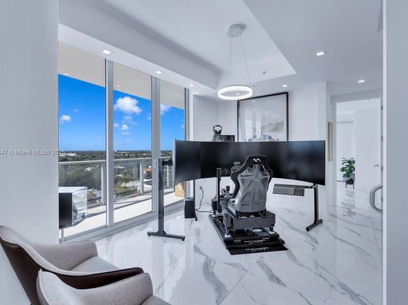 1180 N Federal Hwy 1602, Fort Lauderdale FL 33304