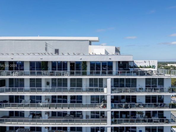 1180 N Federal Hwy 1602, Fort Lauderdale FL 33304