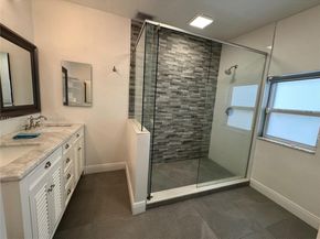 2075 S Hibiscus Dr, North Miami FL 33181