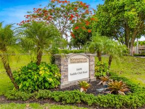 16530 Royal Poinciana Ct, Weston FL 33326