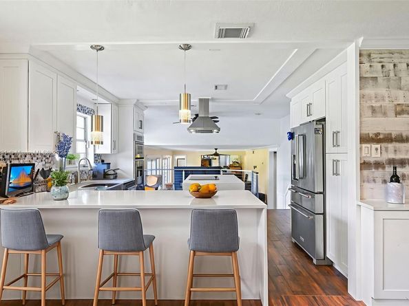 16530 Royal Poinciana Ct, Weston FL 33326