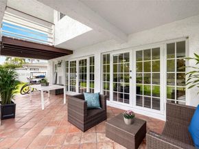 16530 Royal Poinciana Ct, Weston FL 33326