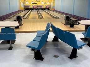 16530 Royal Poinciana Ct, Weston FL 33326