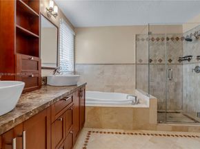 325 Cameron Dr, Weston FL 33326