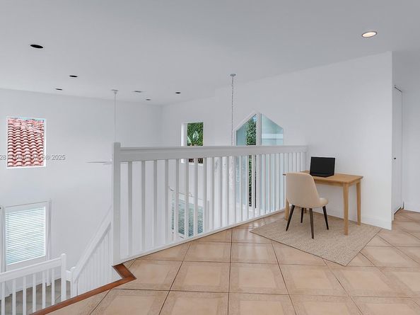 325 Cameron Dr, Weston FL 33326