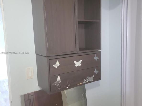 21610 NW 7th Ct, Pembroke Pines FL 33029