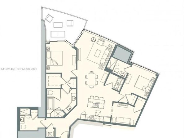 851 NE 1st Ave 4009, Miami FL 33132