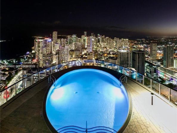 851 NE 1st Ave 4009, Miami FL 33132