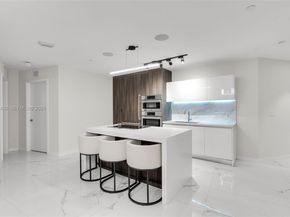 851 NE 1st Ave 4009, Miami FL 33132