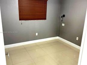 5461 W 24th Ave 25, Hialeah FL 33016