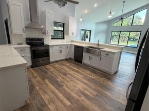 17101 SW 64th Ct, Southwest Ranches FL 33331
