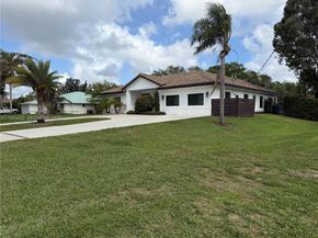 17101 SW 64th Ct, Southwest Ranches FL 33331