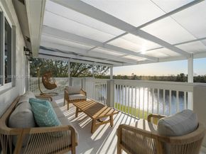 1828 Aspen Ln, Weston FL 33327