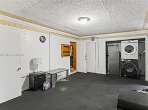 2531 NW 88th St, Miami FL 33147
