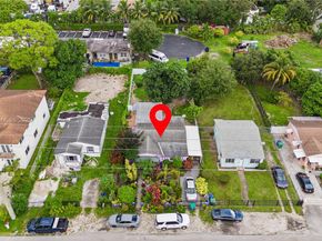 2531 NW 88th St, Miami FL 33147